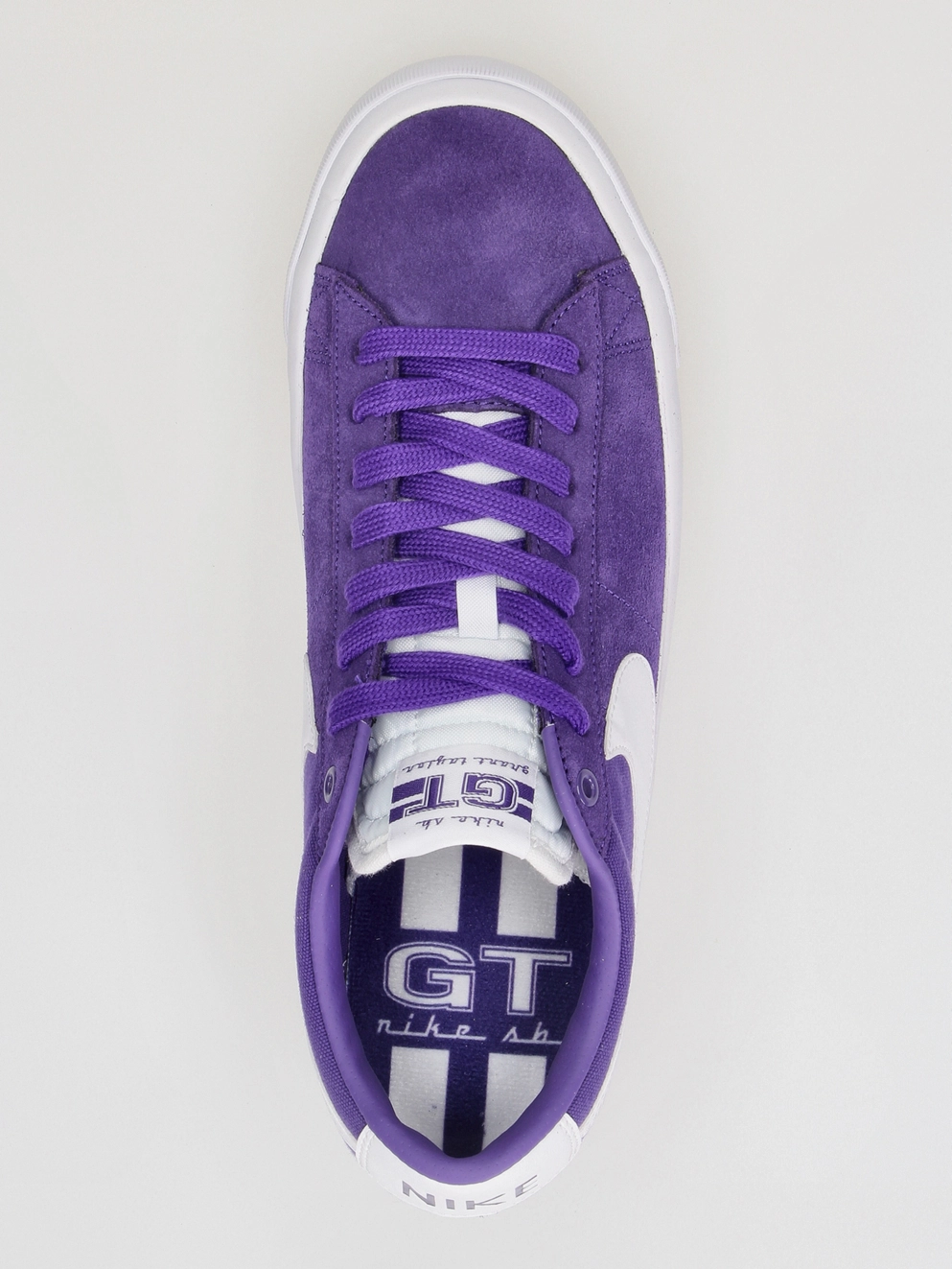 Nike SB Zoom Blazer Low Pro Gt Skate Shoes court purple/white/court