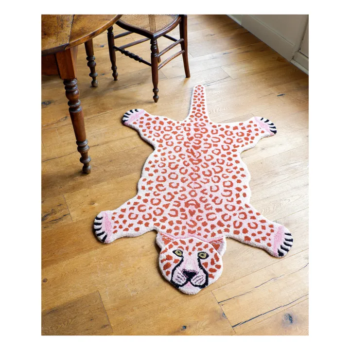 Doing Goods Tapis léopard en laine | Rose
