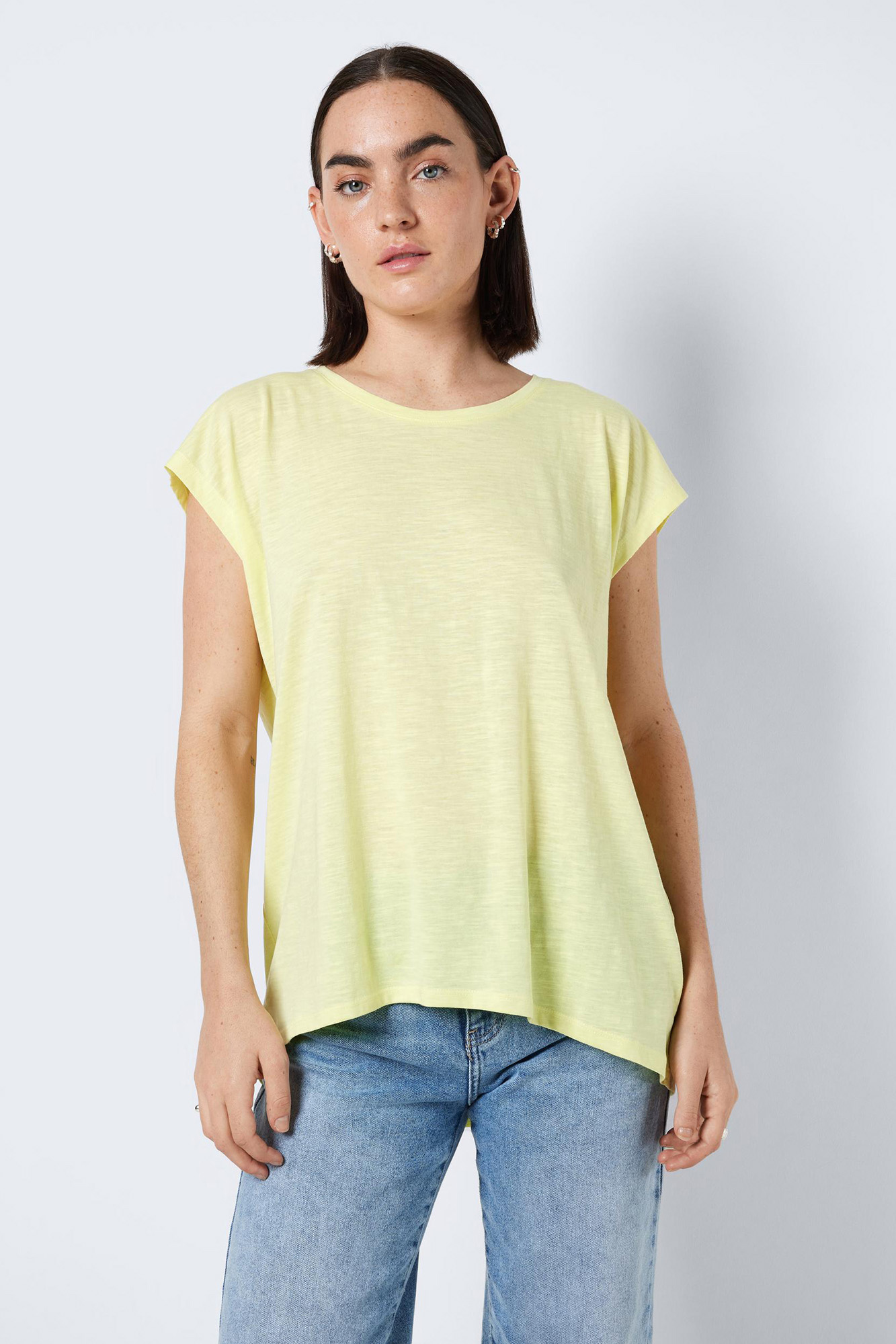 Camiseta de manga comprida e camiseta de manga curta