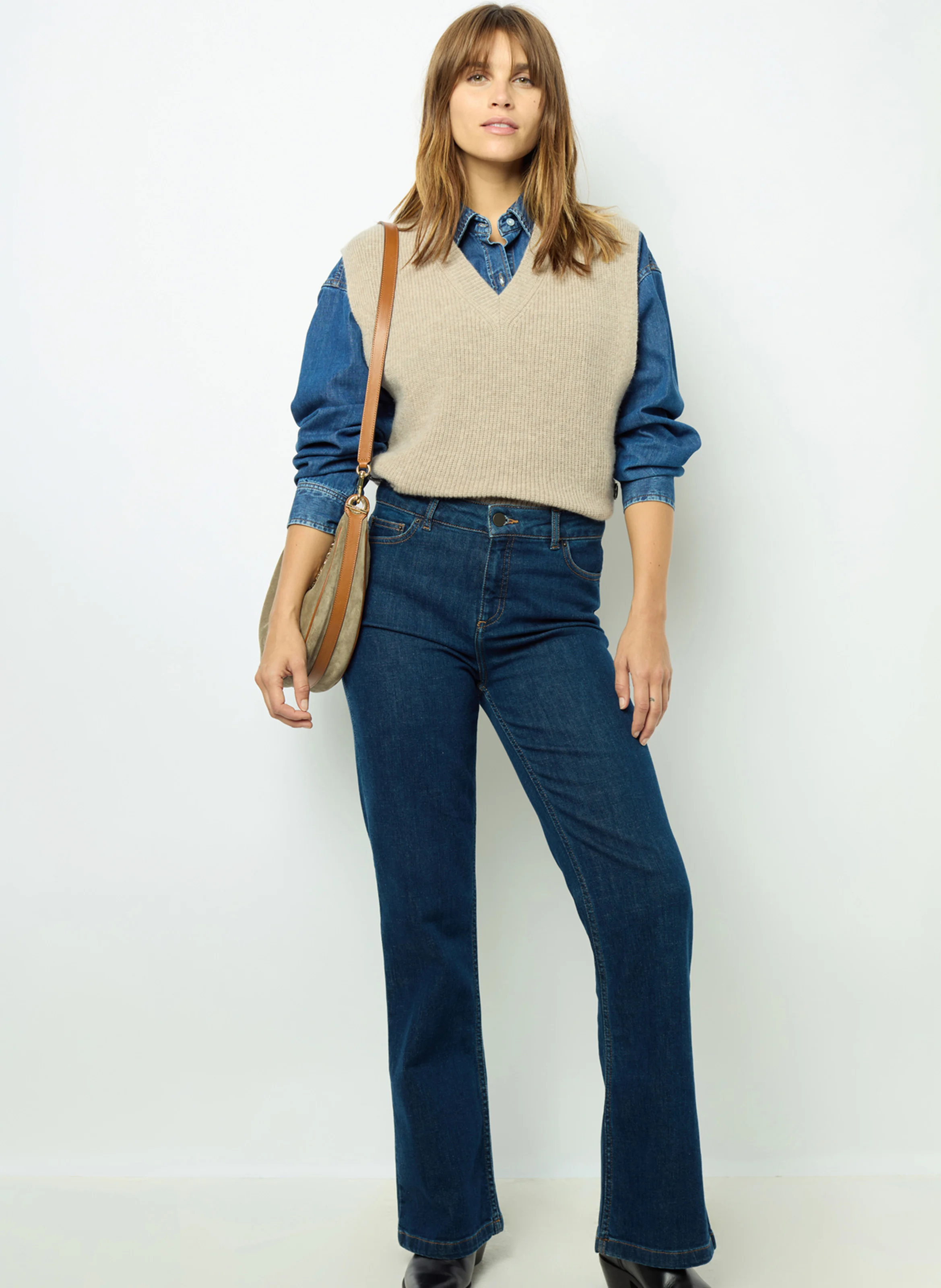 JULIETTA - Pull col V sans manches en laine | Beige