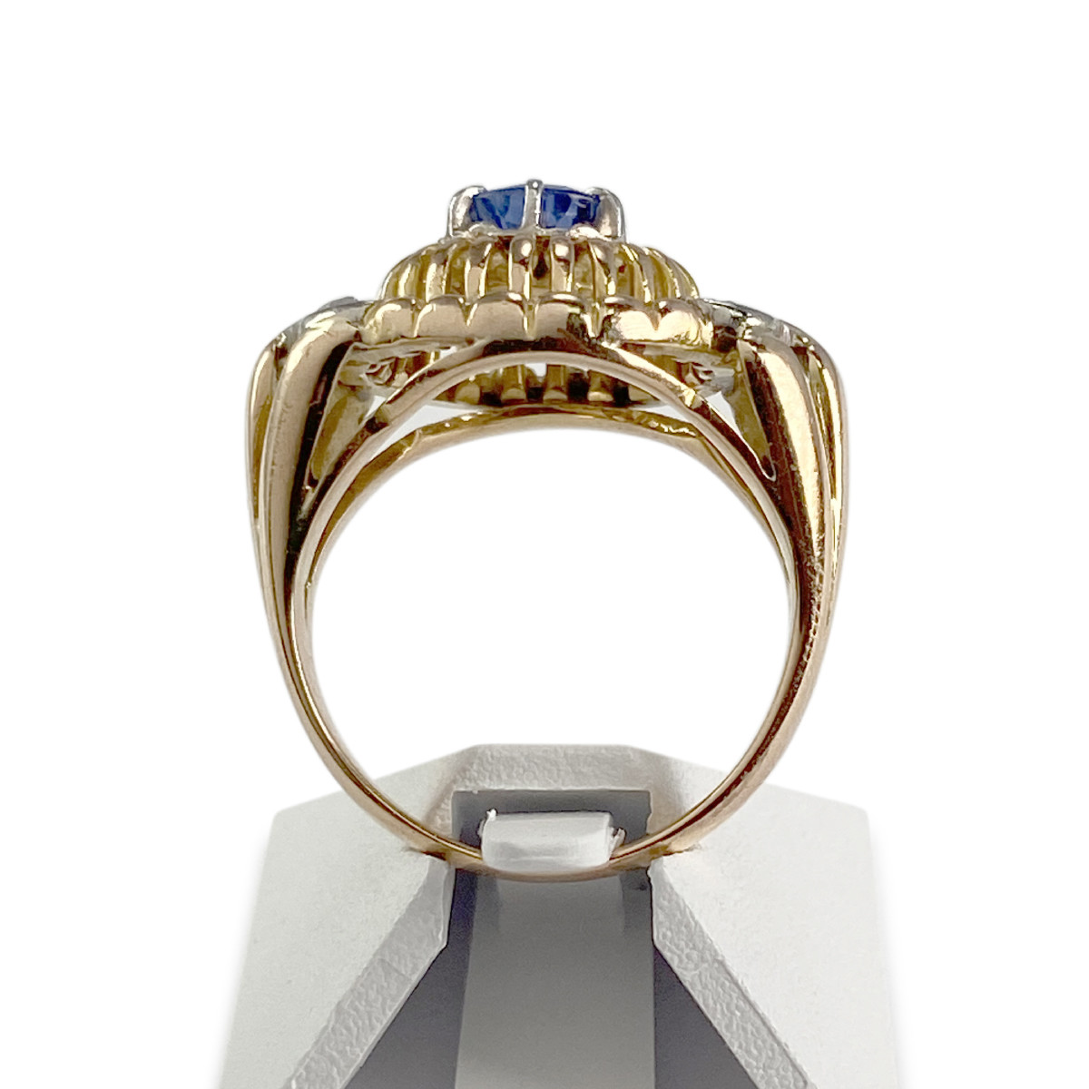 Bague d'occasion 2 ors 750 saphir et diamants