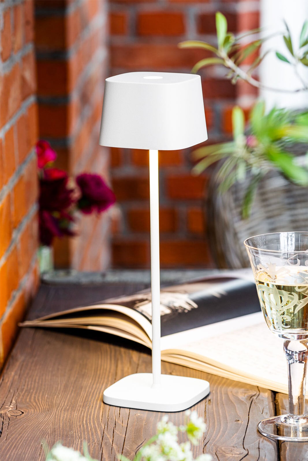 helestra Akku LED Tischlampe KORI 2-teilig weiß