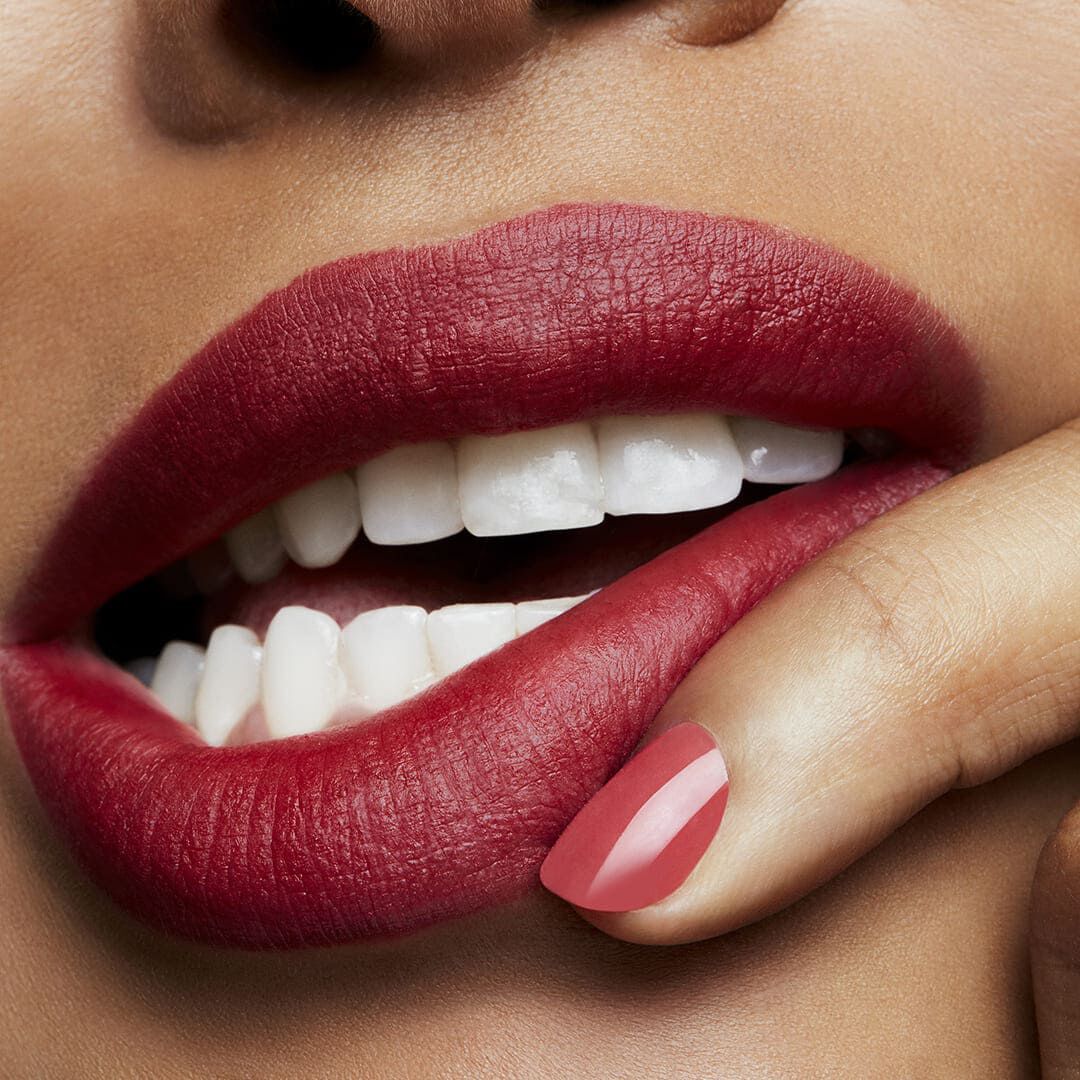 MAC SATIN LIPSTICK