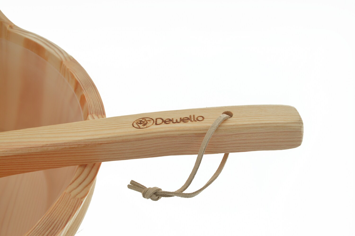 Dewello® Saunakelle Holz I Saunalöffel Groß I Aufgusskelle Sauna I Hochwertiges Saunazubehör I Aus echtem Pinienholz