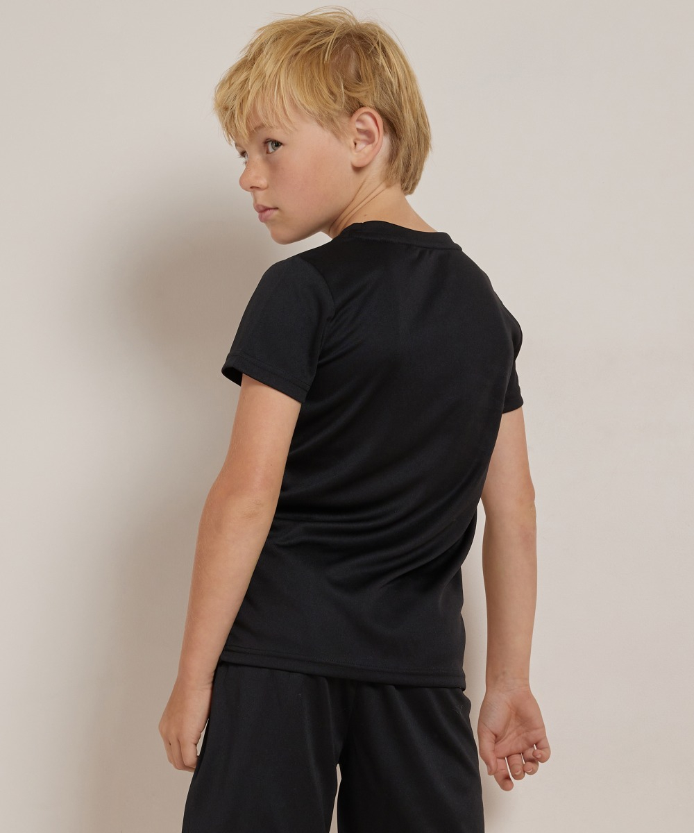 sport shirt