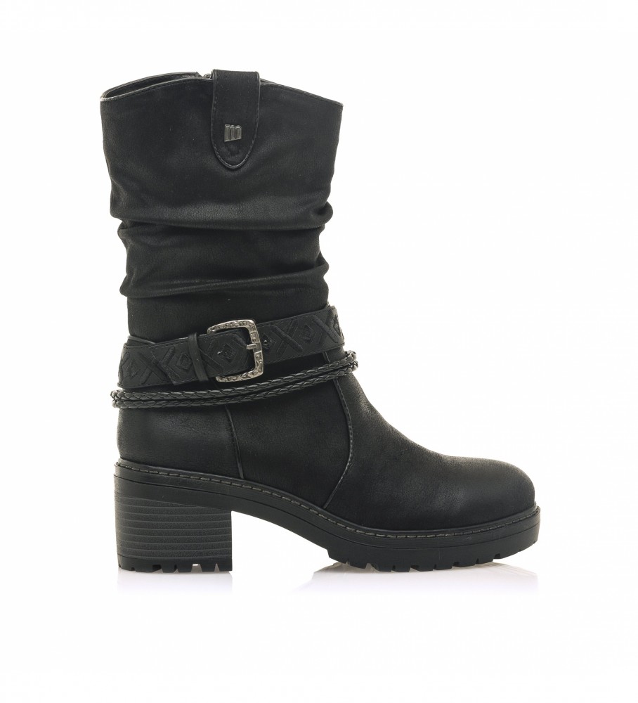 Botas pretas estilo boho Mustang