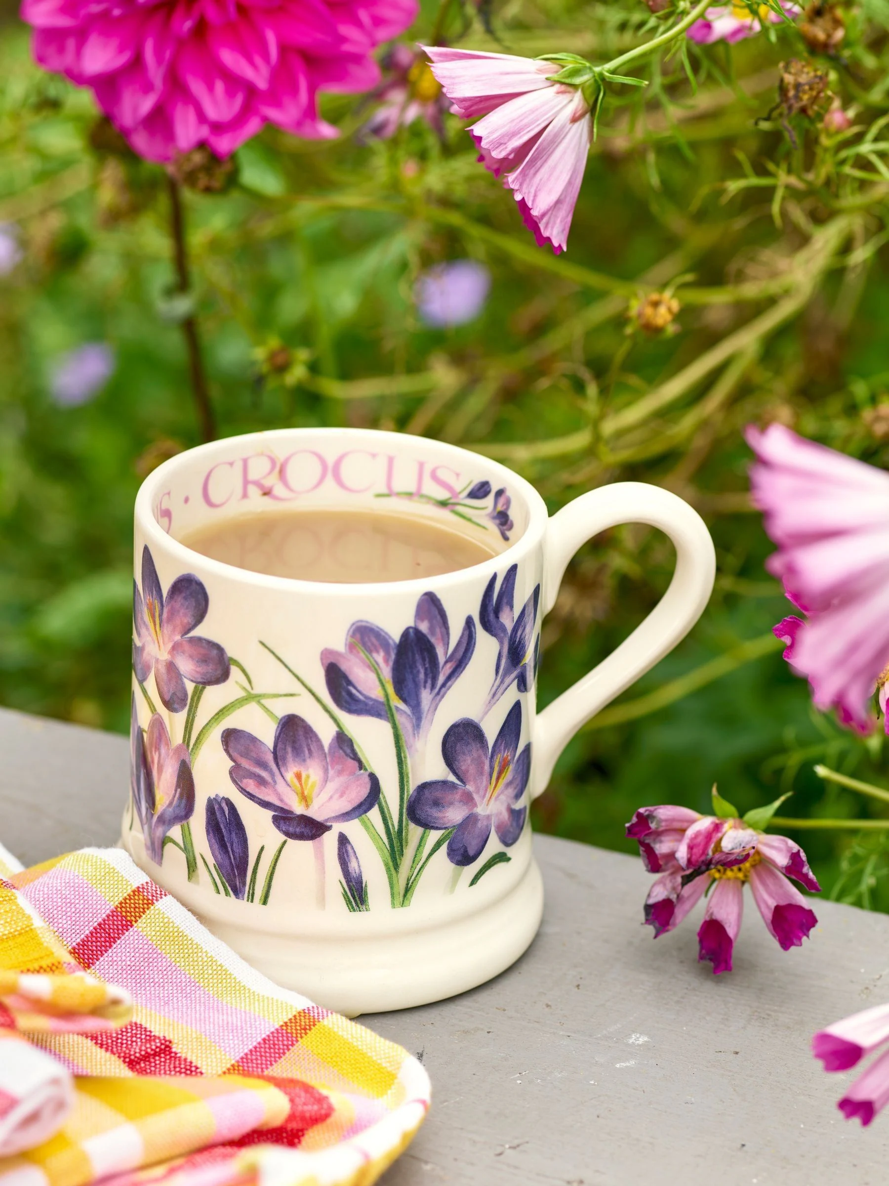 Emma Bridgewater Crocus beker van 1/2 pint