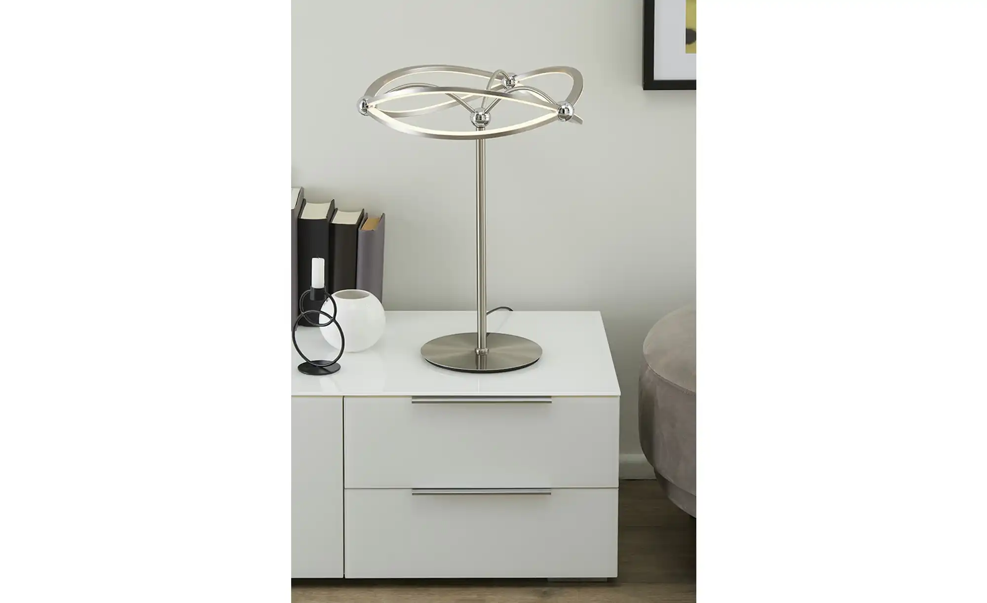 Trio LED-Tischleuchte, Nickel-matt, geschwungen