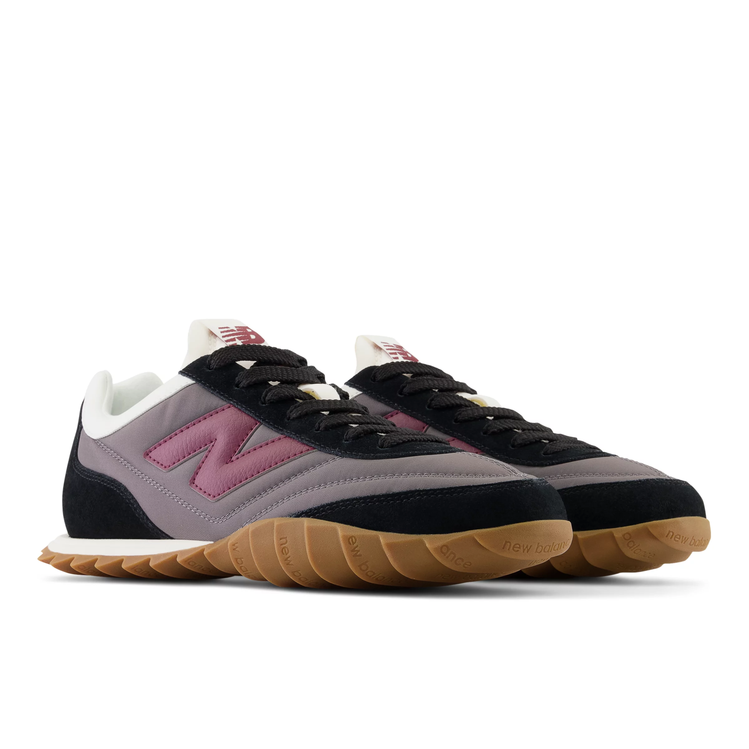 RC30 Castlerock con Black e NB Burgundy