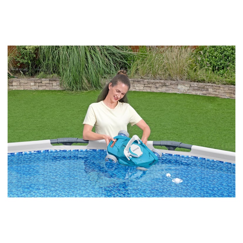 Batteridrevet bassengrobot