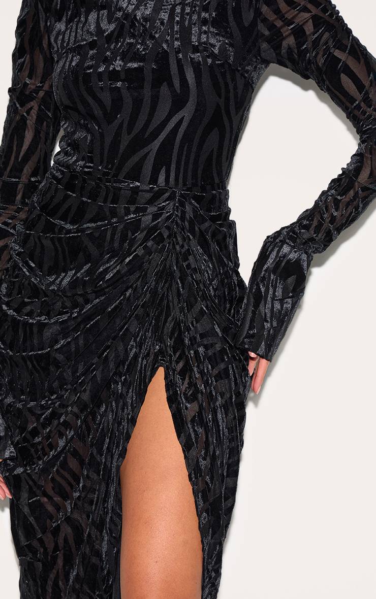 Noir Robe Mi-longue Drapée À Col Montant En Dévoré Imprimé Zèbre