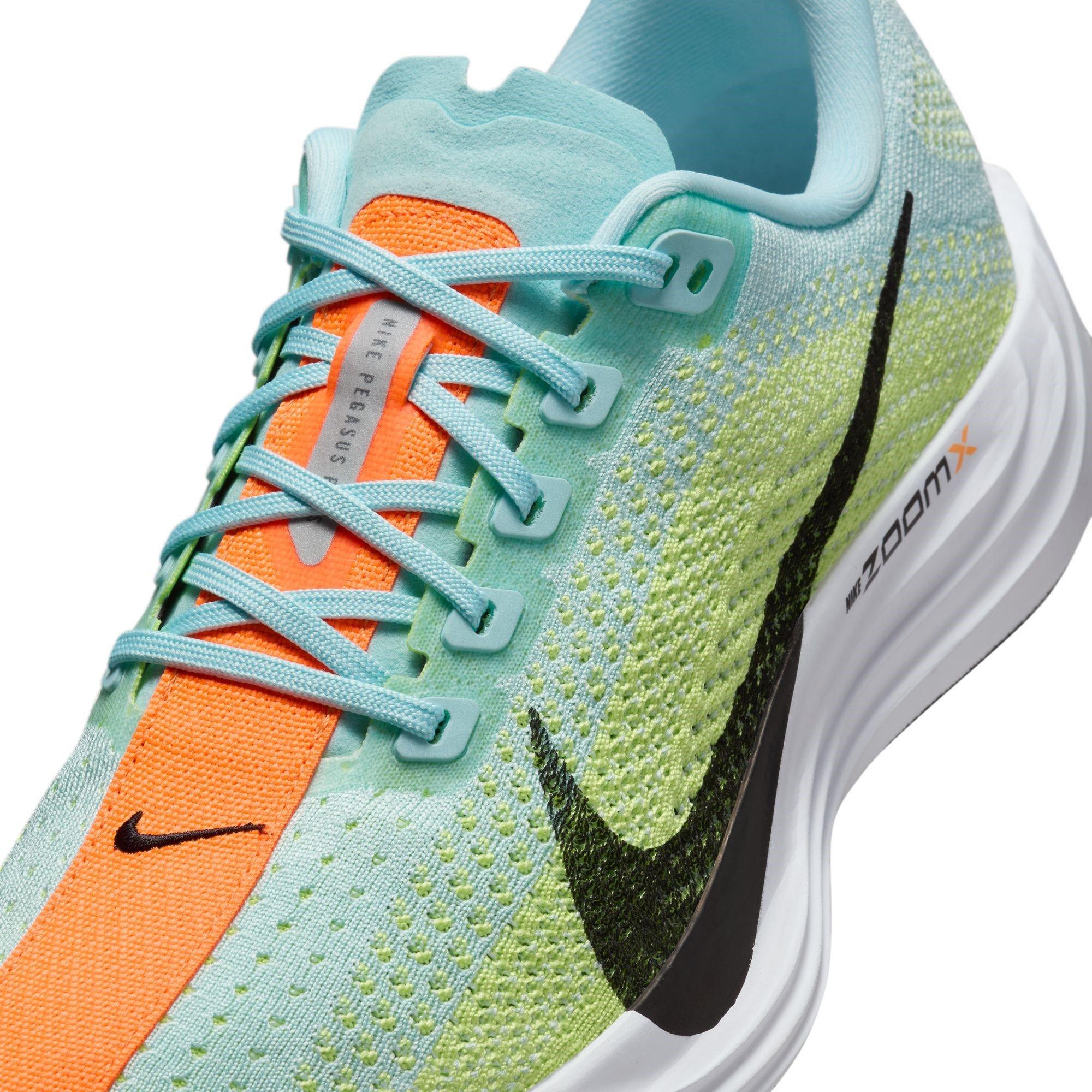 Nike Pegasus Plus Trainers Womens