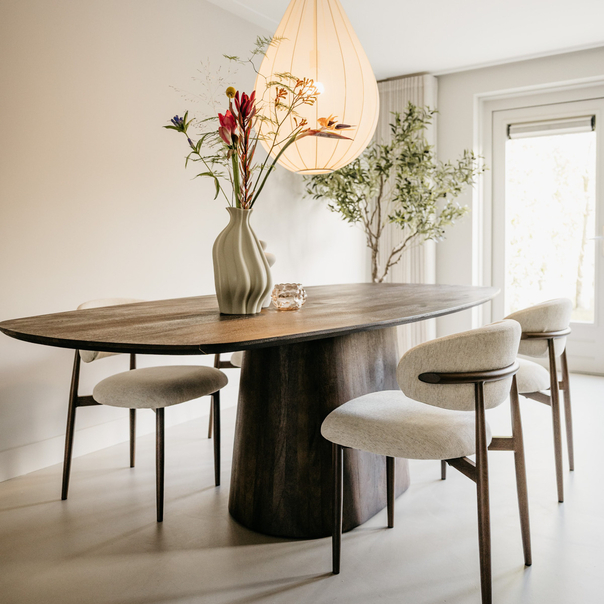 Eetkamertafel Stockholm deens ovaal 240cm