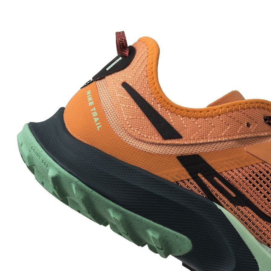 Nike Chaussures de Running Air Zoom Terra Kiger 8 - Orange/Noir/Vert Femme