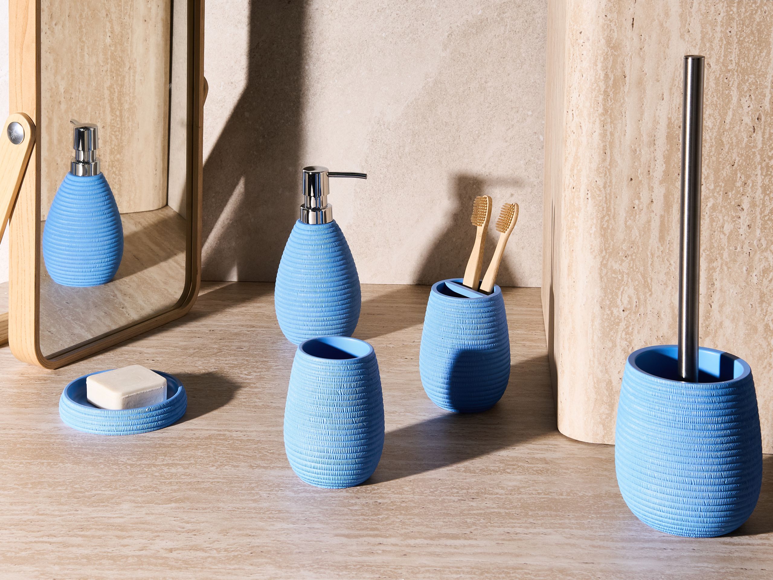 Beliani - QUILCA - Badkameraccessoireset - Blauw - Polyresin