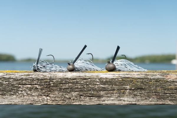 Jig Ultimate Skirted Tungsten Football Jig - Ghost