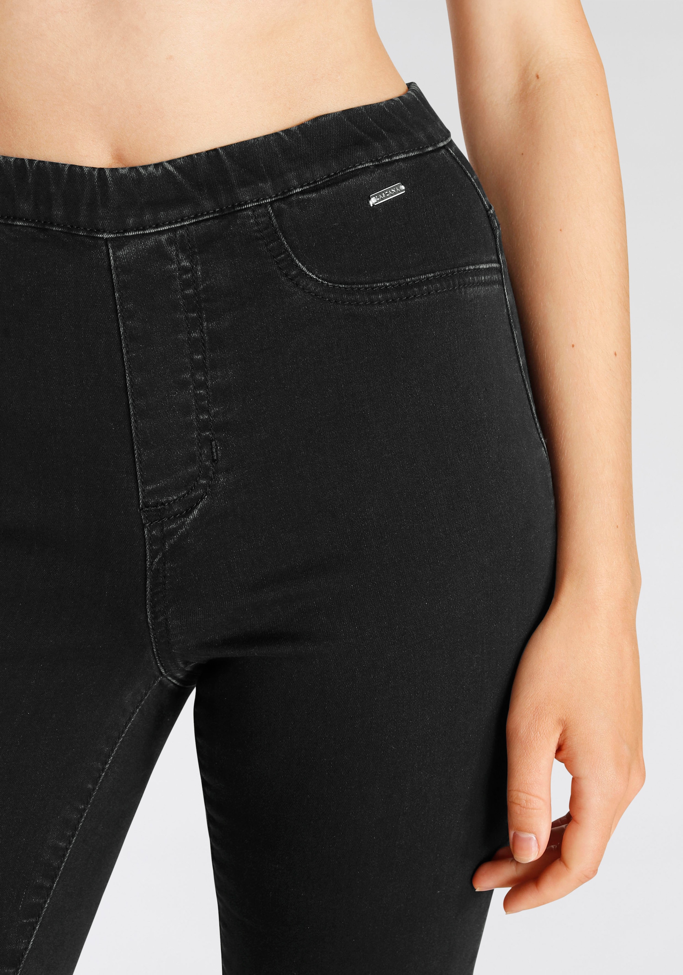 Buffalo Jeggings  mit ausgestelltem Bein
