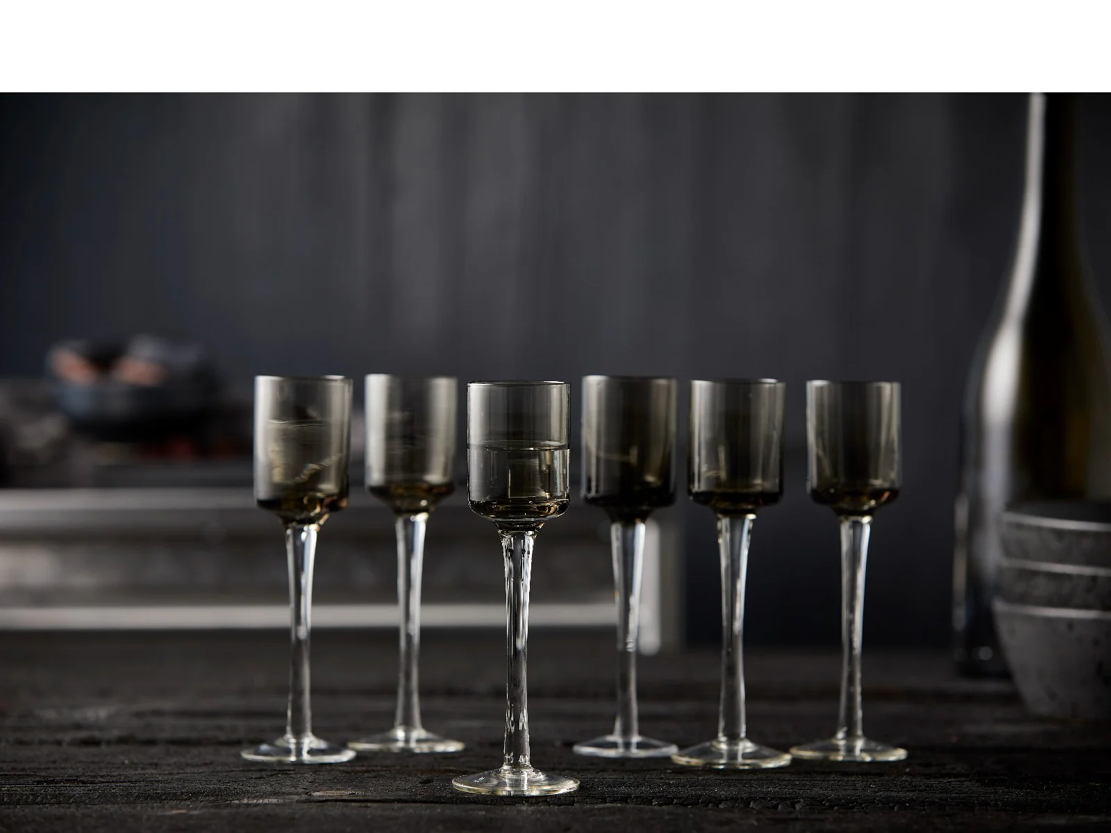 Lyngby Glas  Snapseglas på fod, grå - 6 stk.