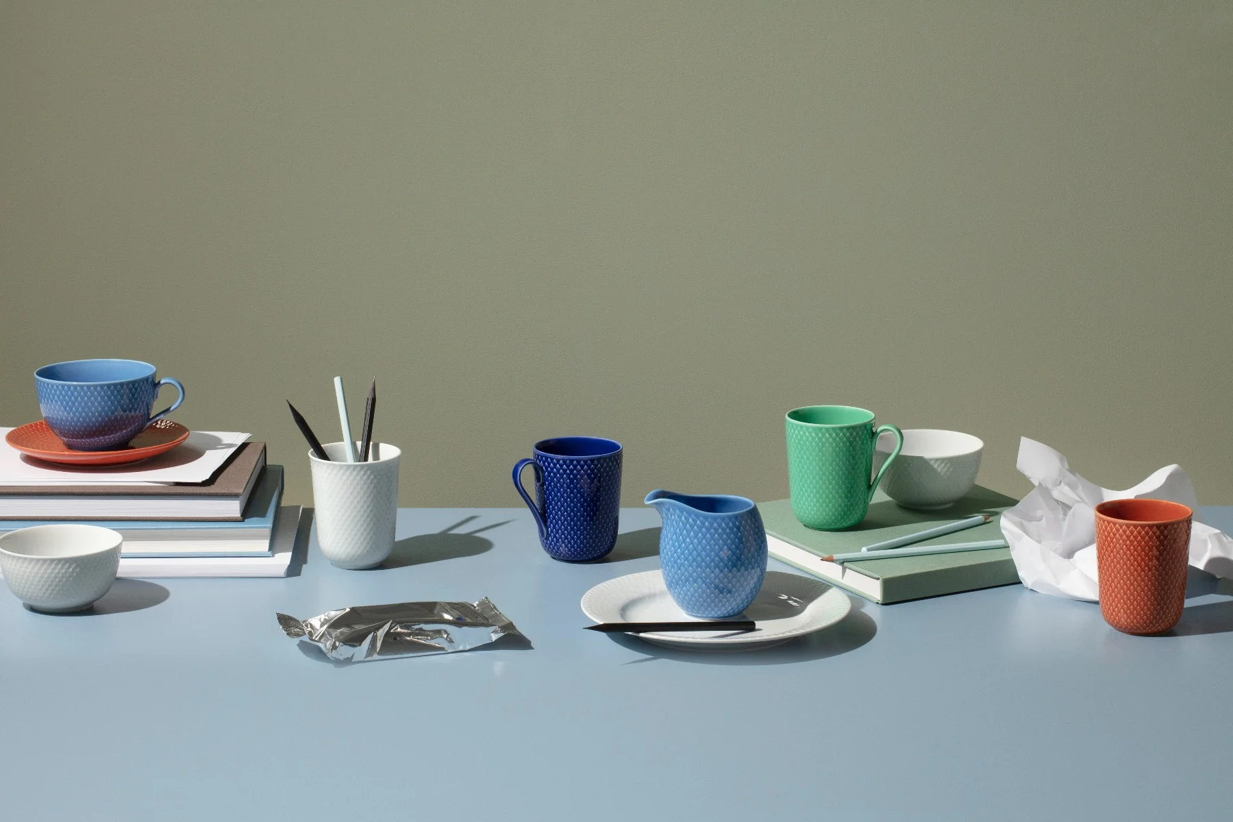 Lyngby Porcelæn  Rhombe Color kop, mørk blå - H: 10,5