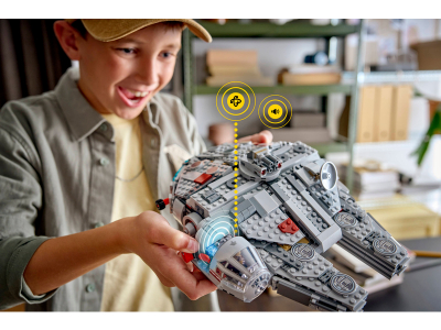 LEGO SMART Play™: Millennium Falcon™ (75426)