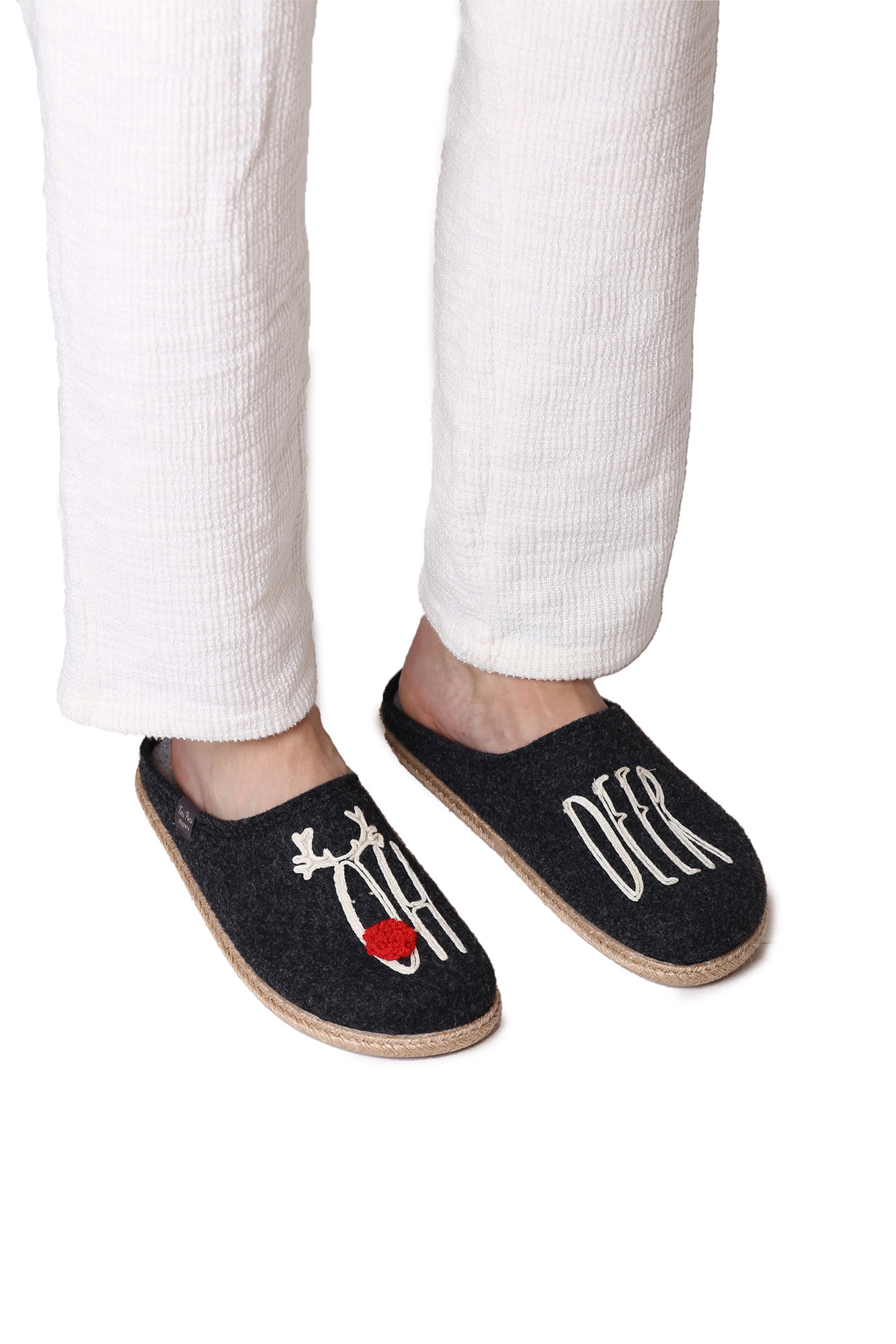 Pantufas masculinas de feltro na cor cinza