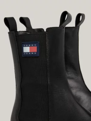 Botas Chelsea de plataforma com travas em couro urbano