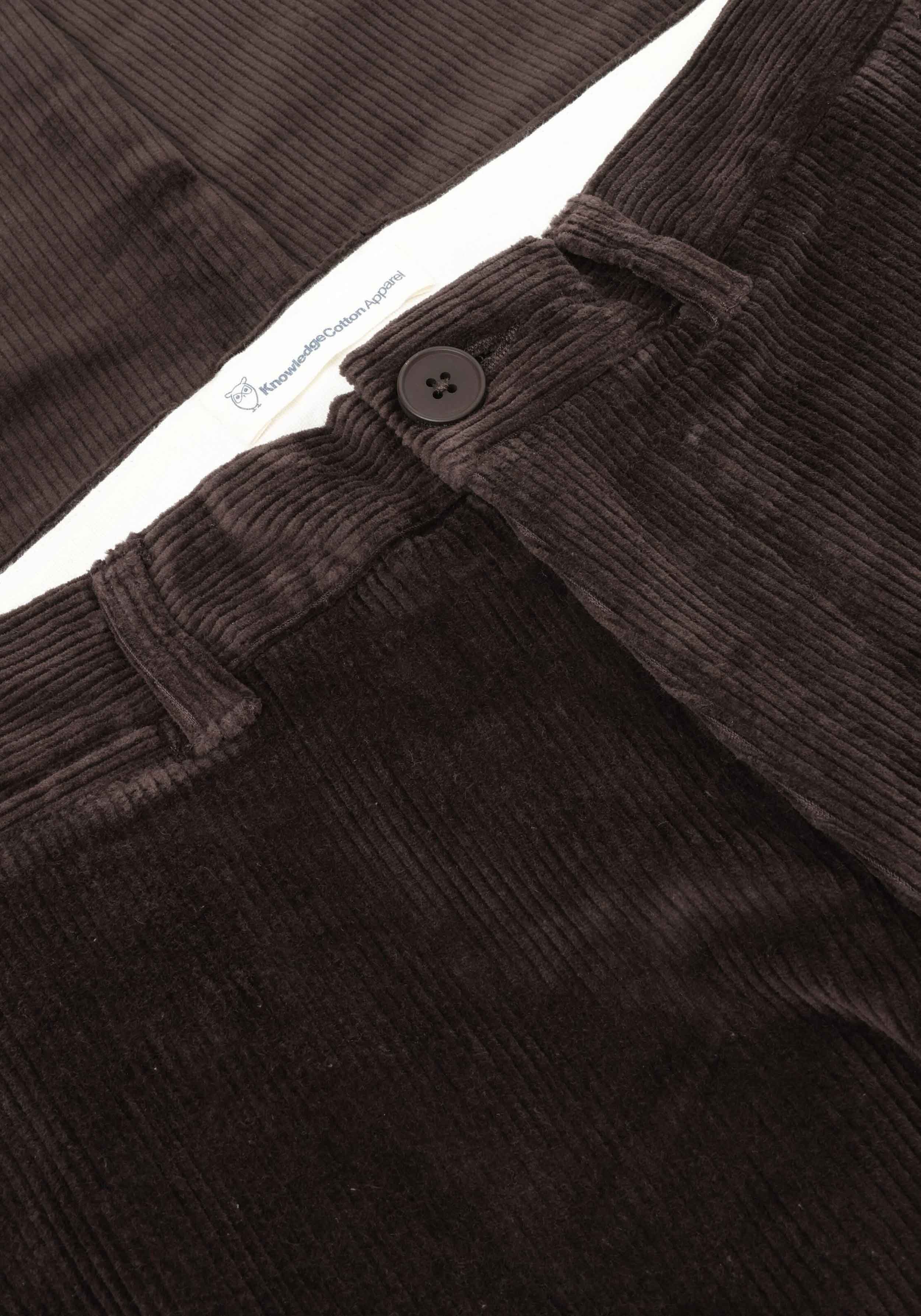 Knowledge Cotton Apparel Cord-Hose Chuck 8 Wales Corduroy Chino Pants Chocolate Torte