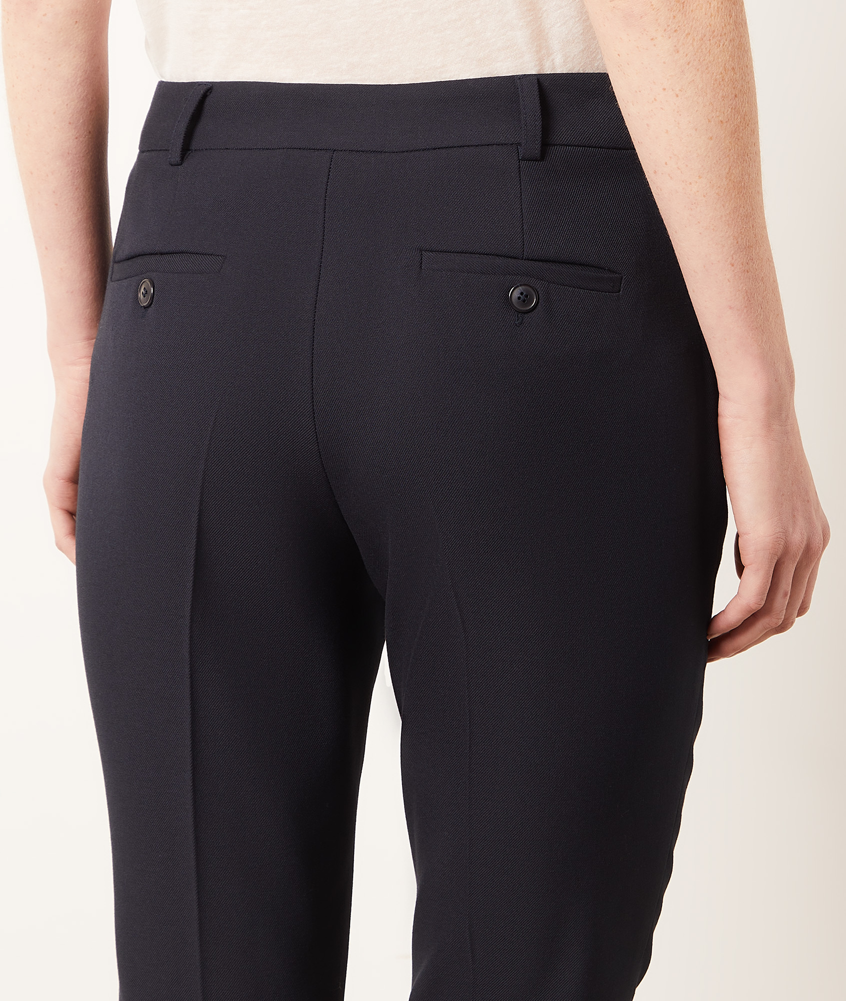 Pantalon coupe cigarette