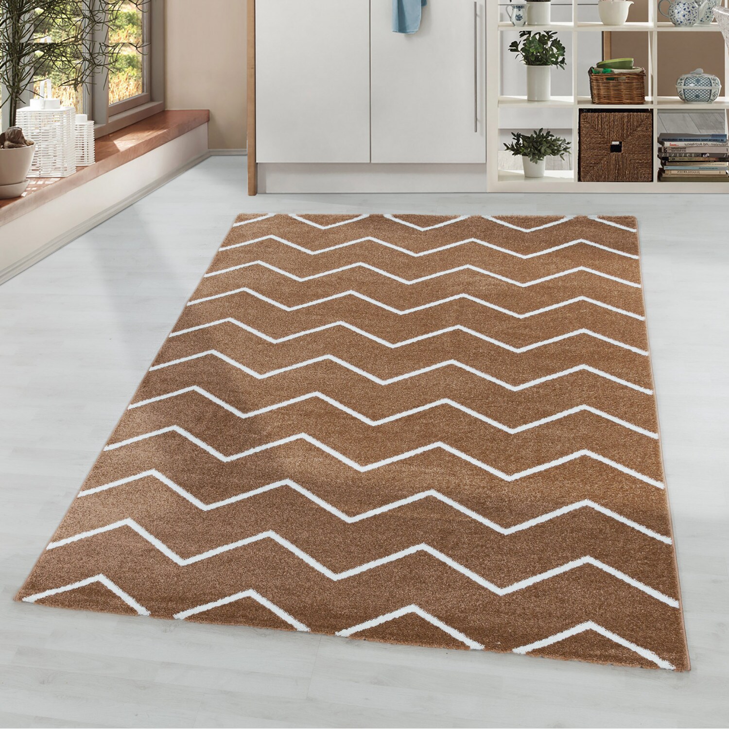 Stilvoller Designer Teppich: Modernes Kurzflor-Zick-Zack Design, Wohnzimmer