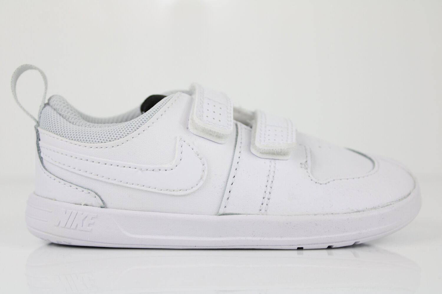 Nike Sneaker