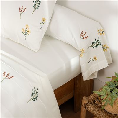 Linge de lit percale brodée