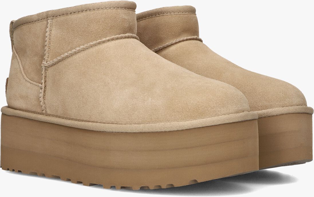 UGG beige ugg vachtlaarzen w classic ultra mini platform