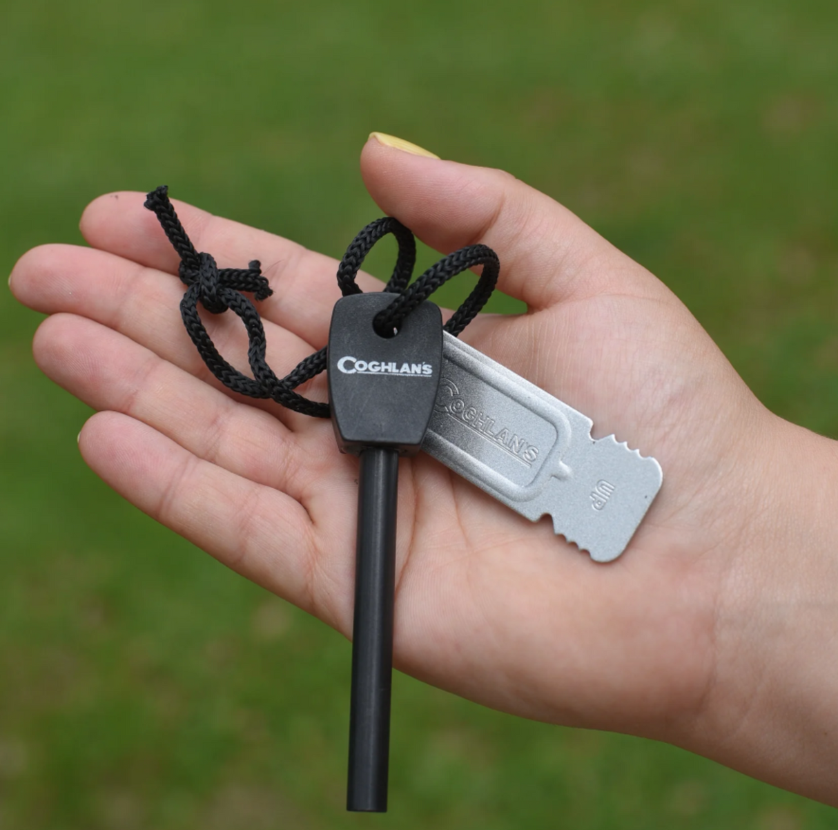 Coghlan's<br>Flint Striker