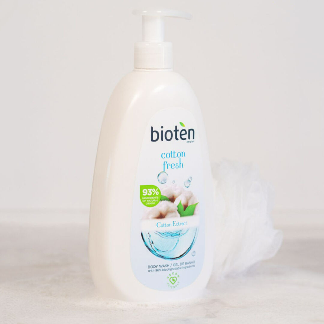 BIOTEN  Gel de Banho Cotton Fresh Pump - 700ml