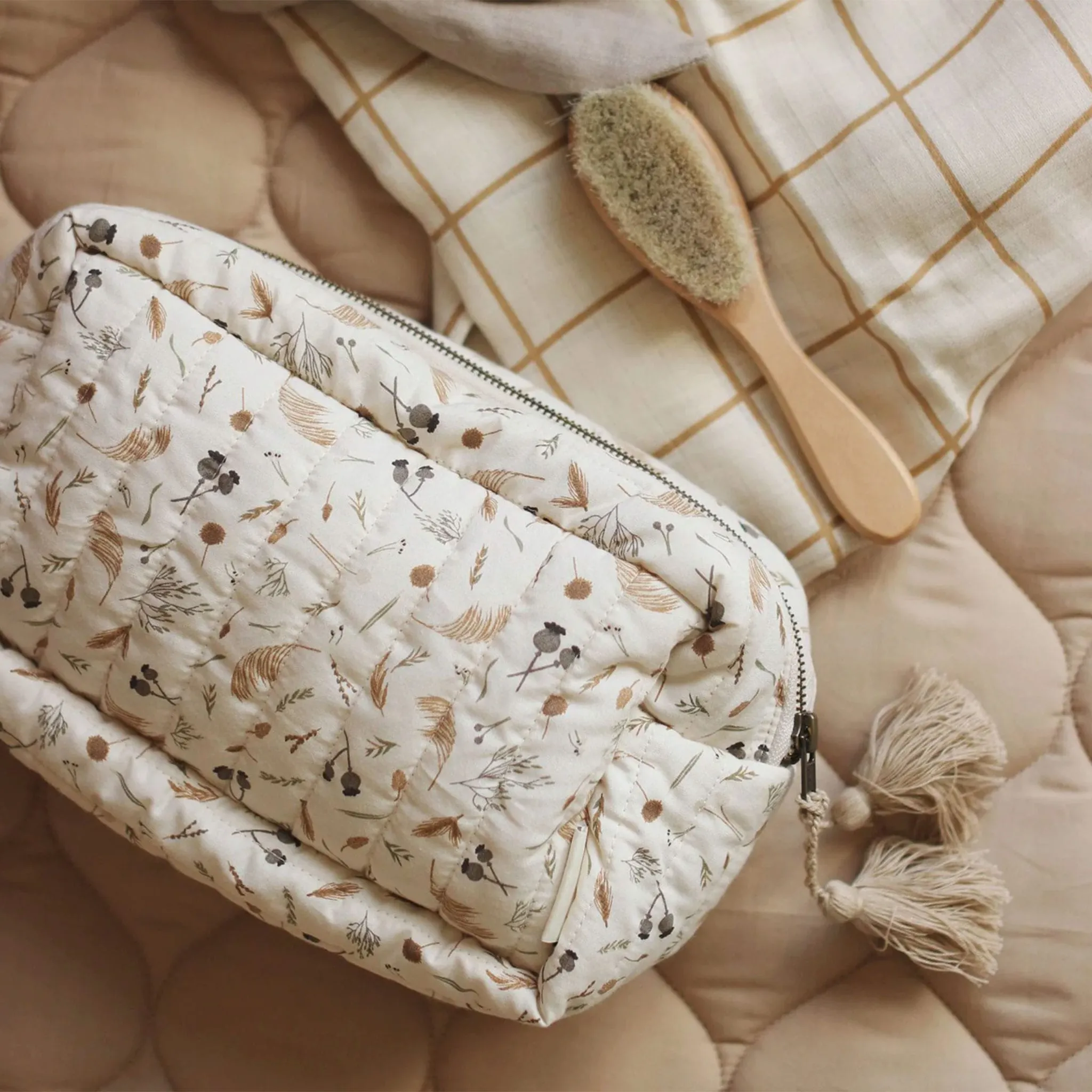 Avery Row Trousse de Voyage - Grasslands