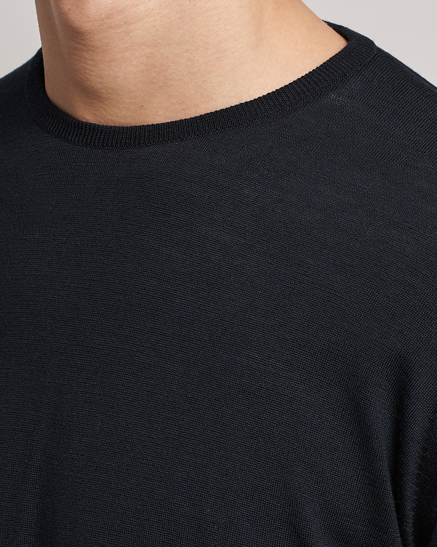 John Smedley Lundy Extra Fine Merino Crew Neck Black