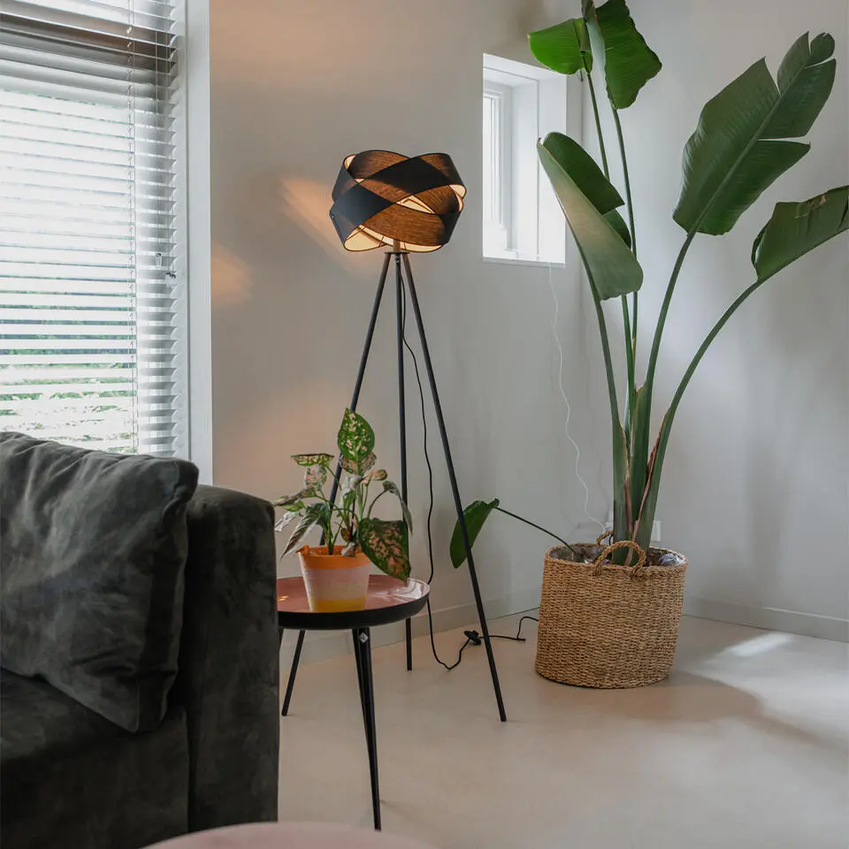 Qazqa vloerlampen cloth zwart e27