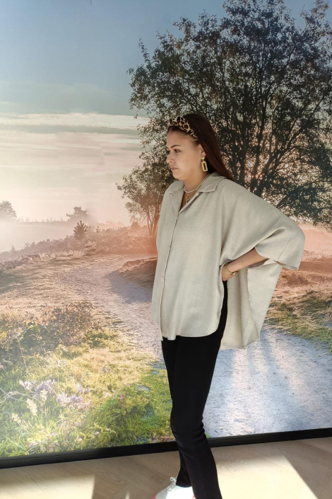 Typical Jill beige dames blouse