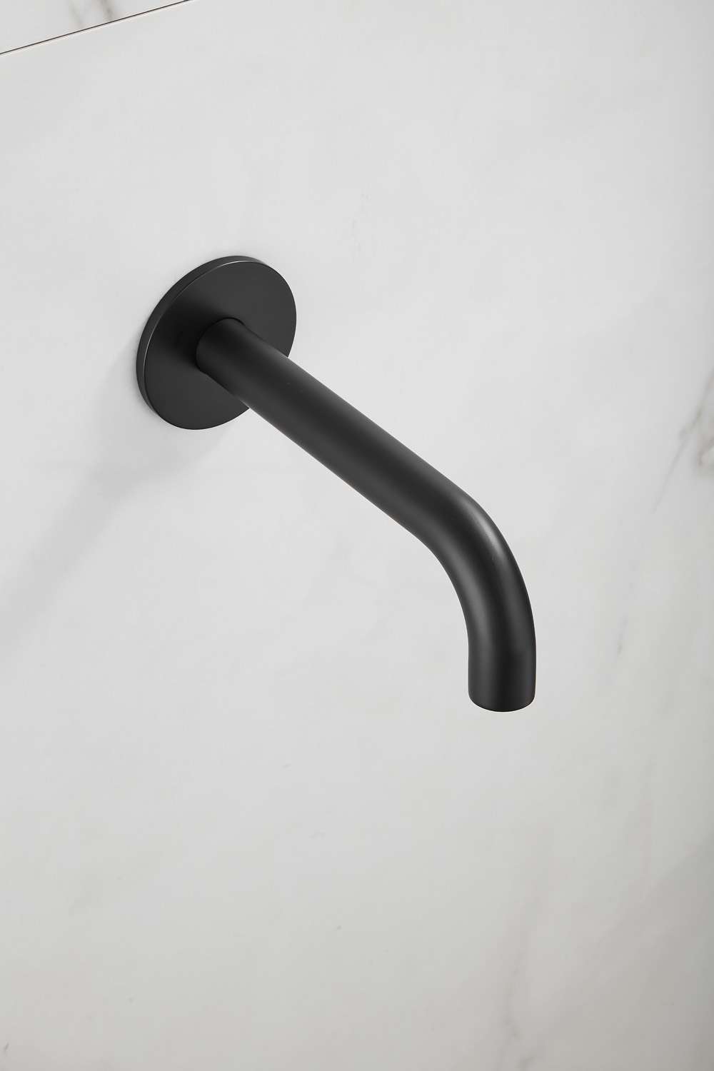 Saniclear Plus baduitloop 20cm zwart mat