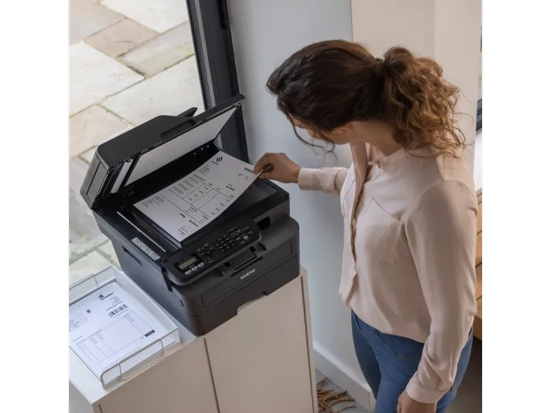 Brother MFC-L2827DW - Multifunktionsprinter - S/H - laser - A4/Legal (medie) - op til 32 spm (kopiering) - op til 32 spm (udskriver) - 250 ark - 33.6 Kbps - USB 2.0, LAN, Wi-Fi(n)