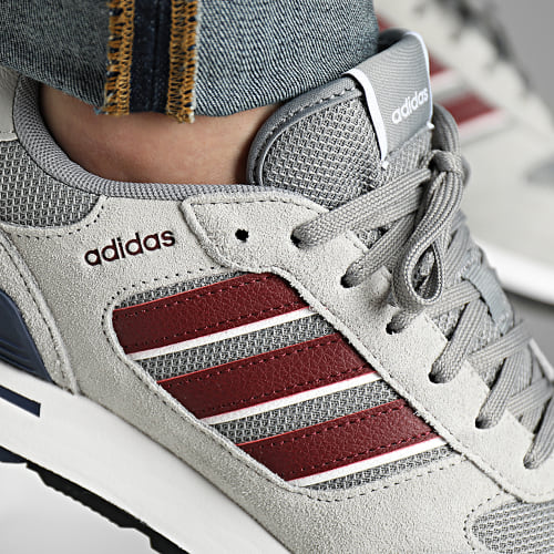 Baskets Run 80s ID1882 Grey Three Shadow Red Shadow Navy