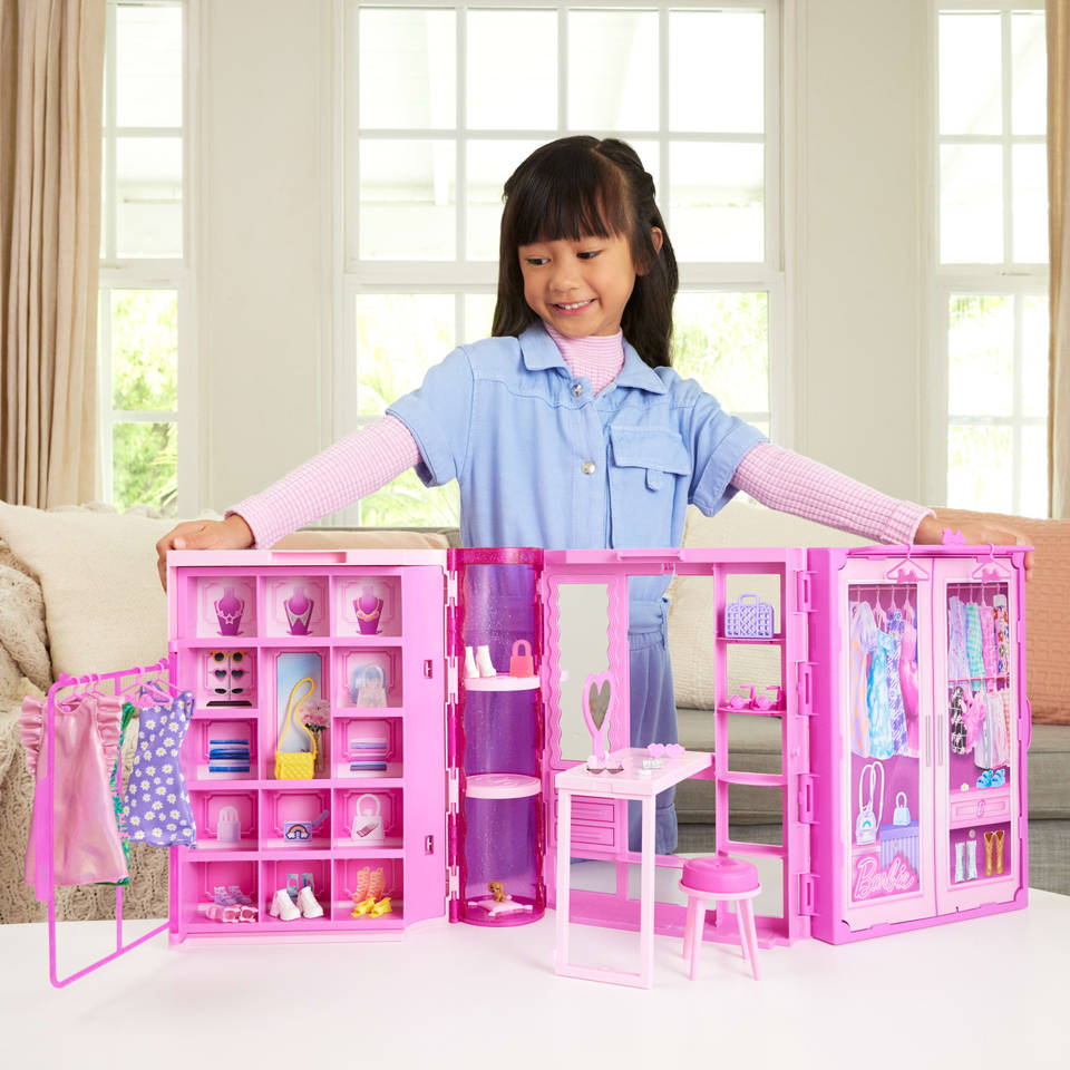 Barbie droomkledingkast met pop