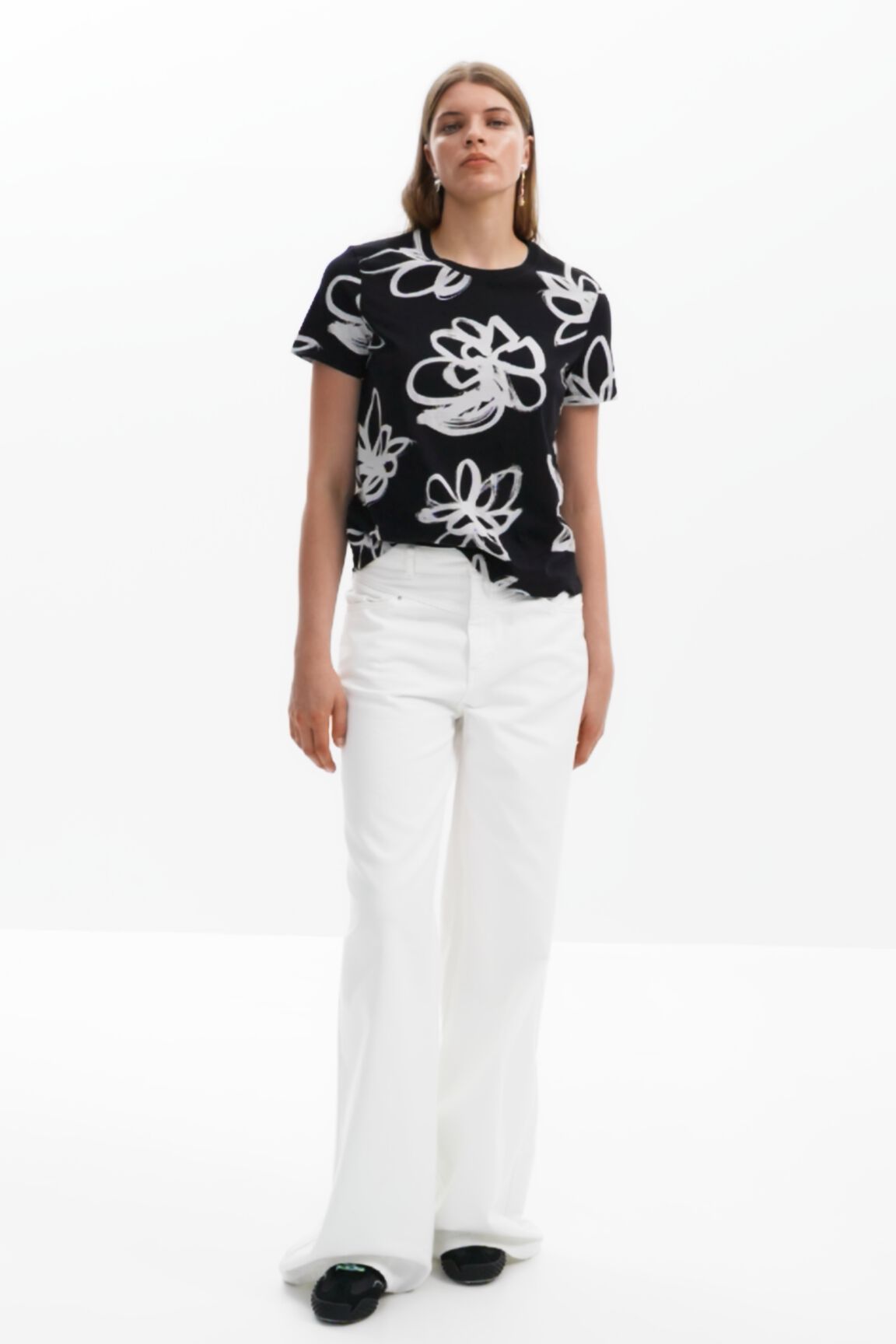 Camiseta flor grande
