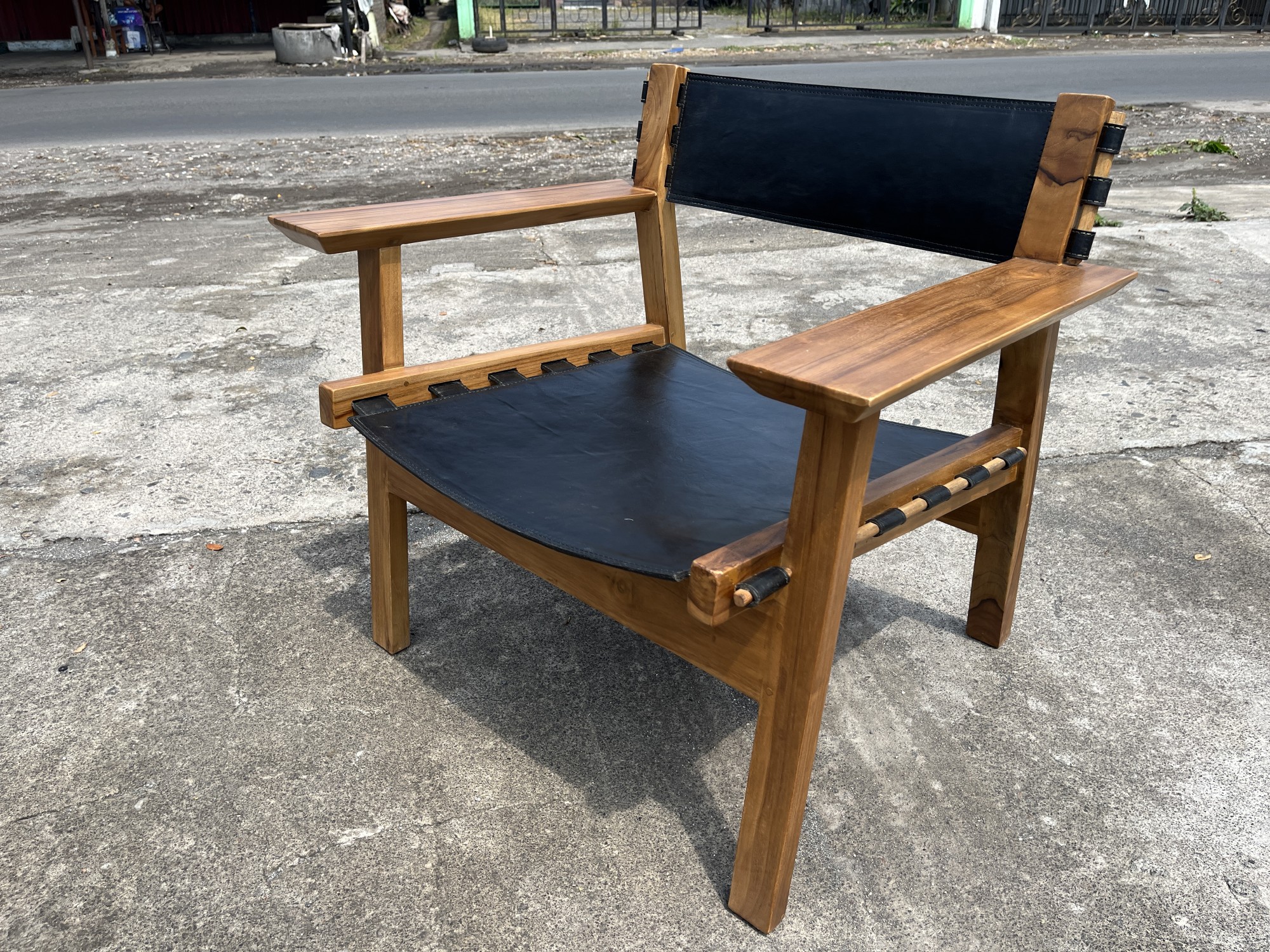 Armsessel 'Soborg', braun/schwarz, B 80 cm, T 68 cm, H 74 cm von fischer's lagerhaus