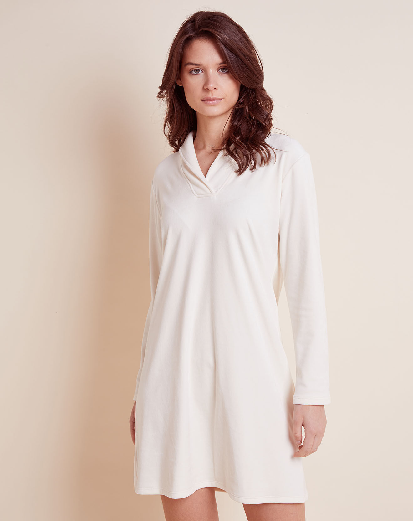 Le Chat Chemise de nuit en Velours Paola écrue