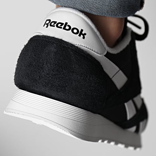 Baskets Classic Nylon GY7231 Core Black Footwear White