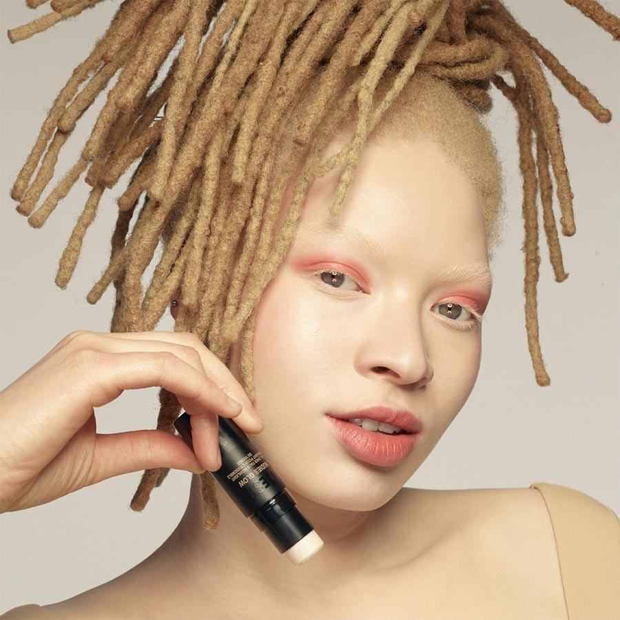 Nudestix Nudies Glow Highlighter Ice Ice Baby 8g