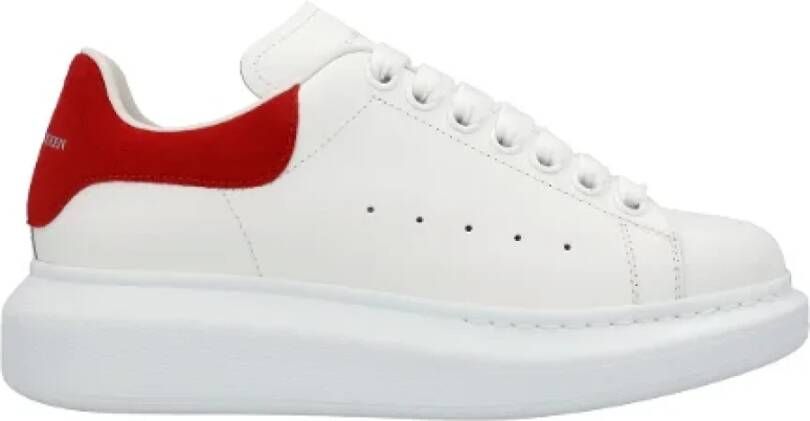 Alexander mcqueen Witte Leren Sneakers met Rode Suède Spoiler White Heren