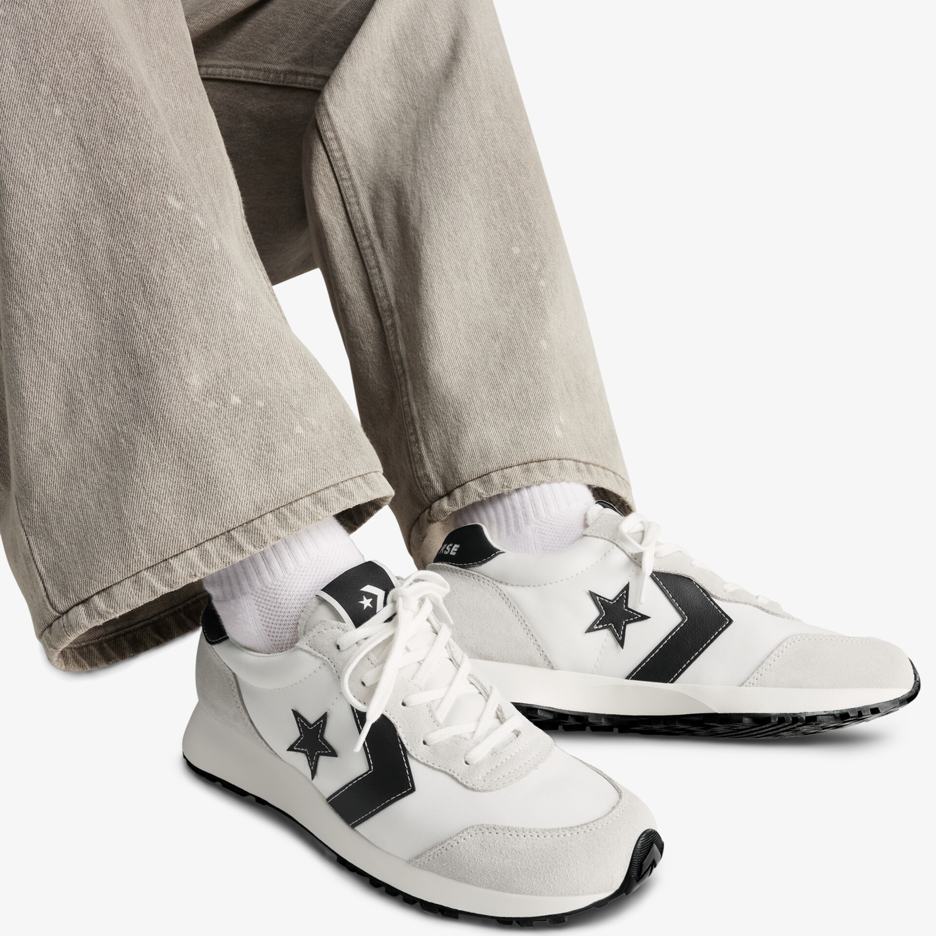 CONVERSE Omega Trainer Damen Sneaker Low mehrfarbig