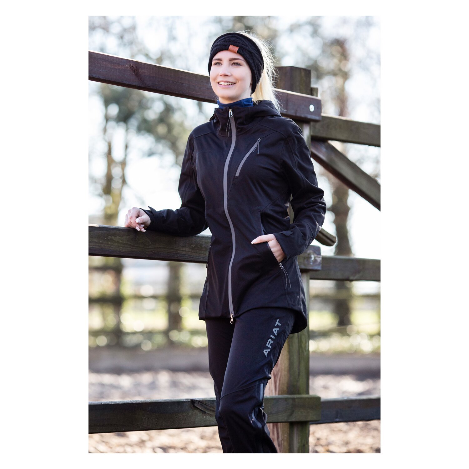 ARIAT Jacke Venture Waterproof - black